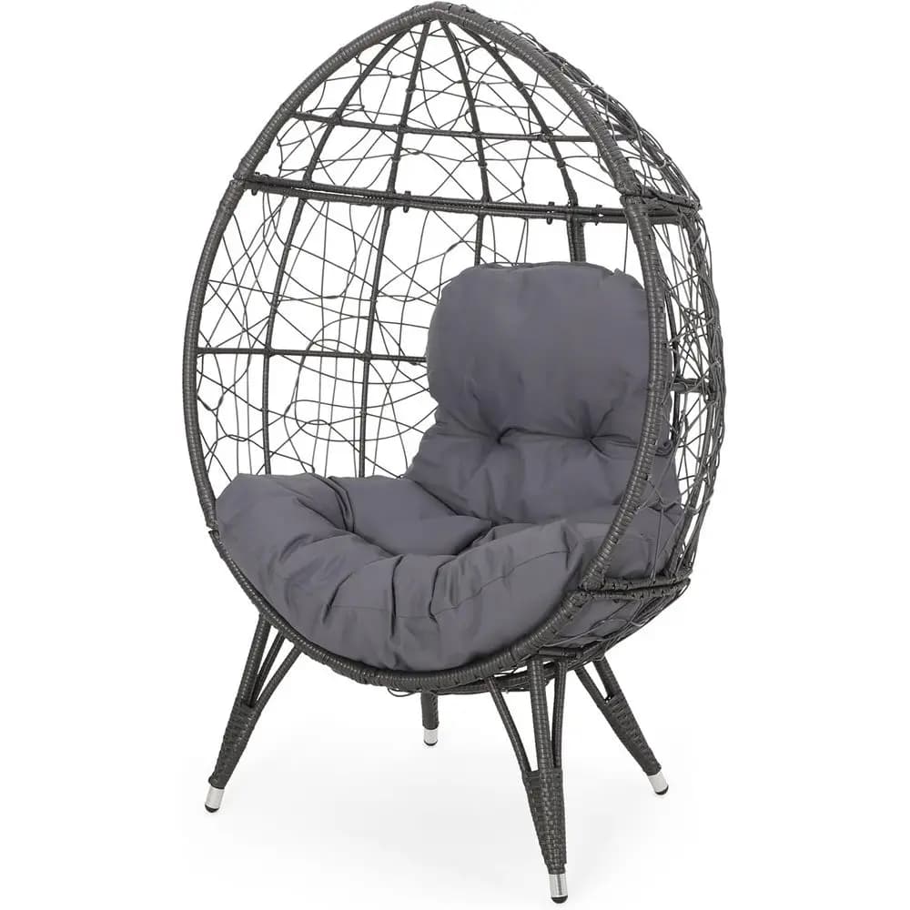 Sedia a goccia in vimini grigio per esterni con cuscini resistenti all'acqua, dettagli realizzati a mano, 38,5 L x 30,75 W x 57,25 H