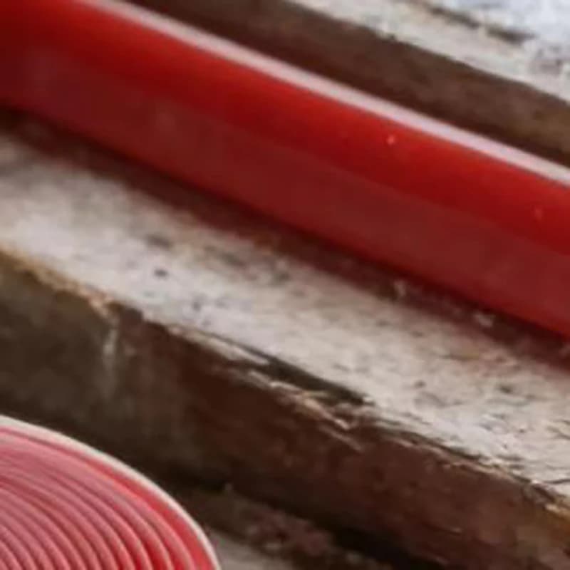 Guarnizione a T in silicone per porte e finestre, isolante acustico e antivento per fessure e interstizi
