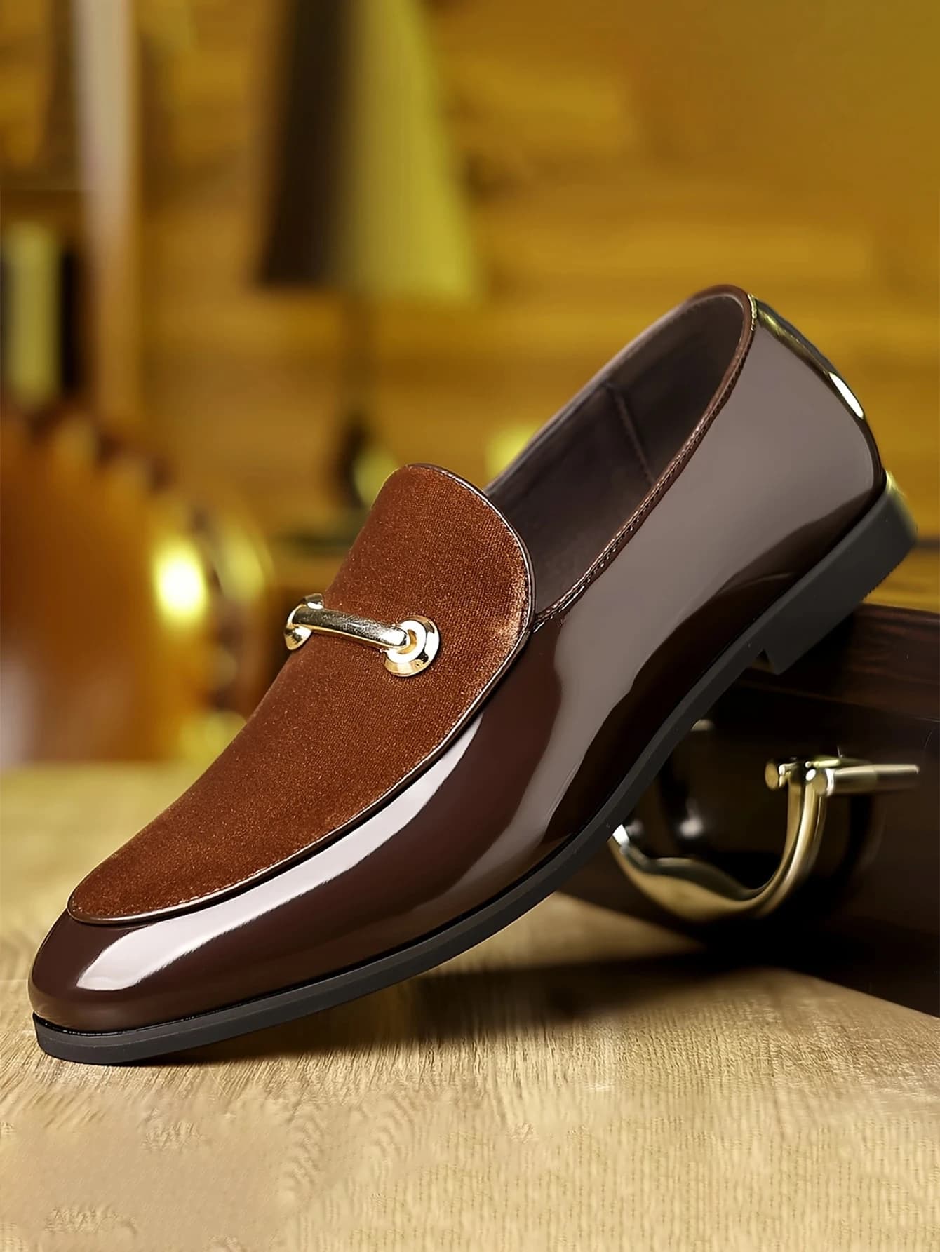 Mocassini Premium in Velluto Verde Smeraldo con Dettagli in Pelle Verniciata, Scarpe da Uomo per Eventi Formali