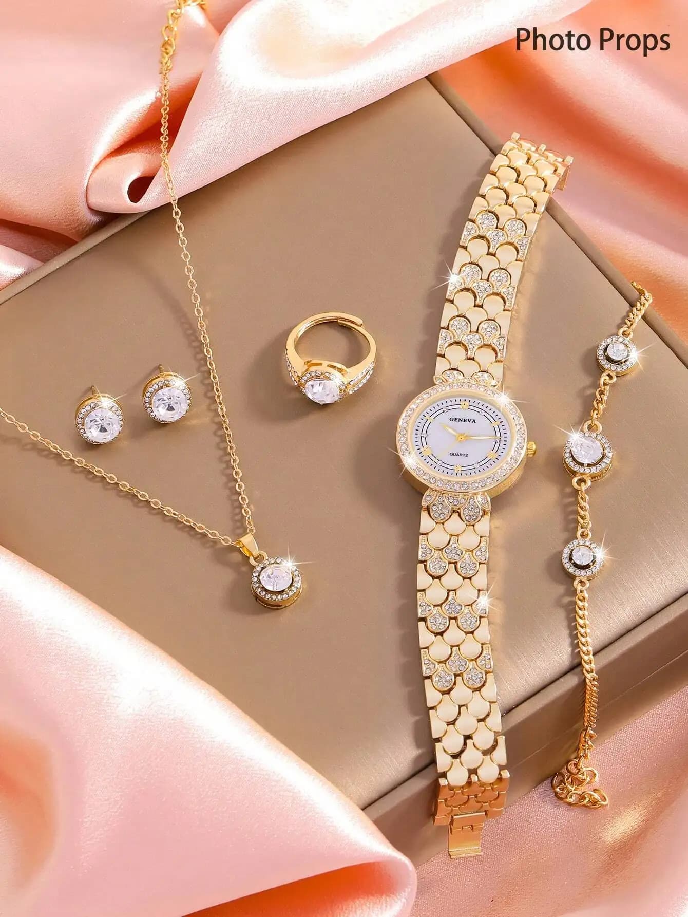 Set di Gioielli da Donna Color Oro con Orologio, Collana, Orecchini, Anello e Bracciale con Strass