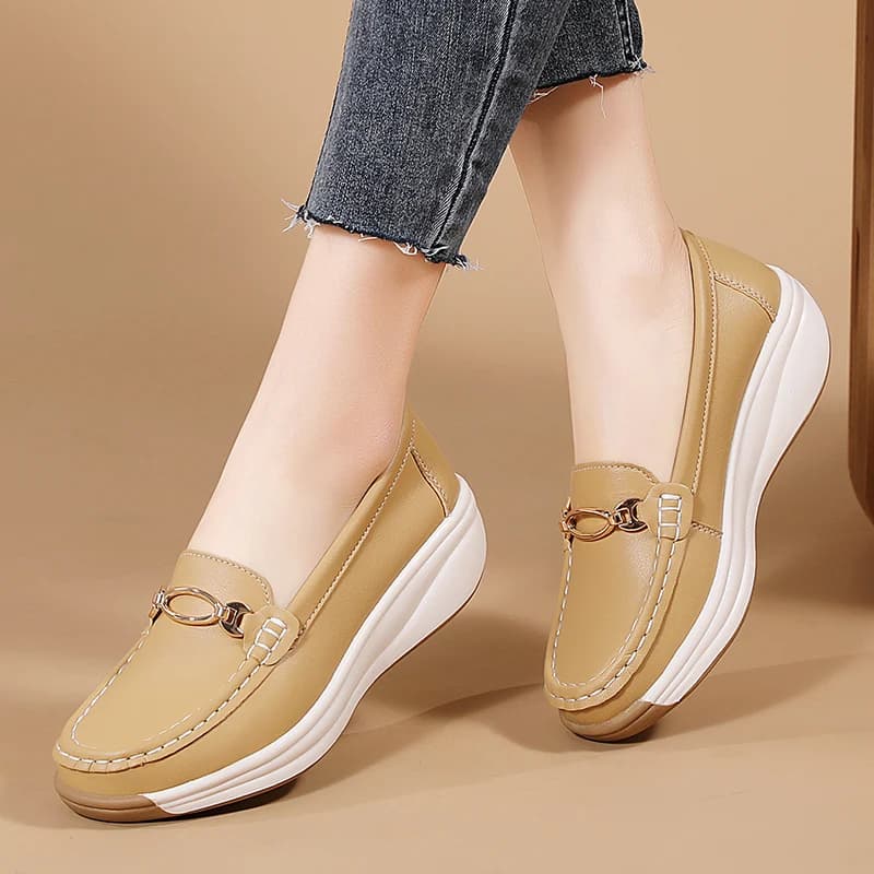 2025 nuovi appartamenti primavera/autunno mocassini in vera pelle donna mocassini slip-on casual scarpe da barca nere femminili taglia grande 41