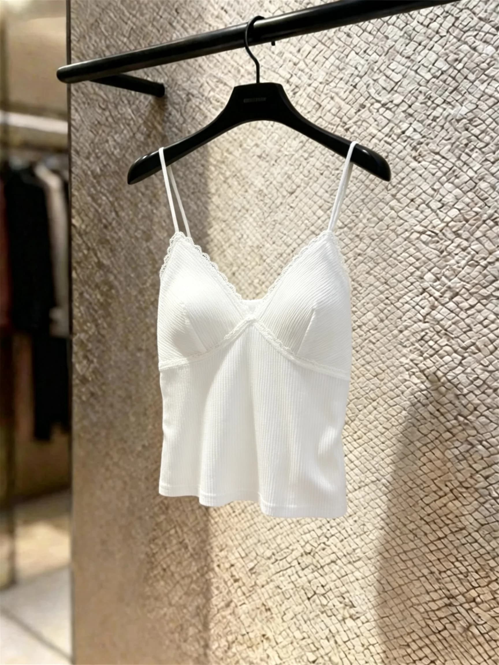 Pure Desire Lace Trim Camisole Tank Top Women's Slim Fit Short Style Underwear V-Neck Cotton Blend Inner Wear Summer 2026
