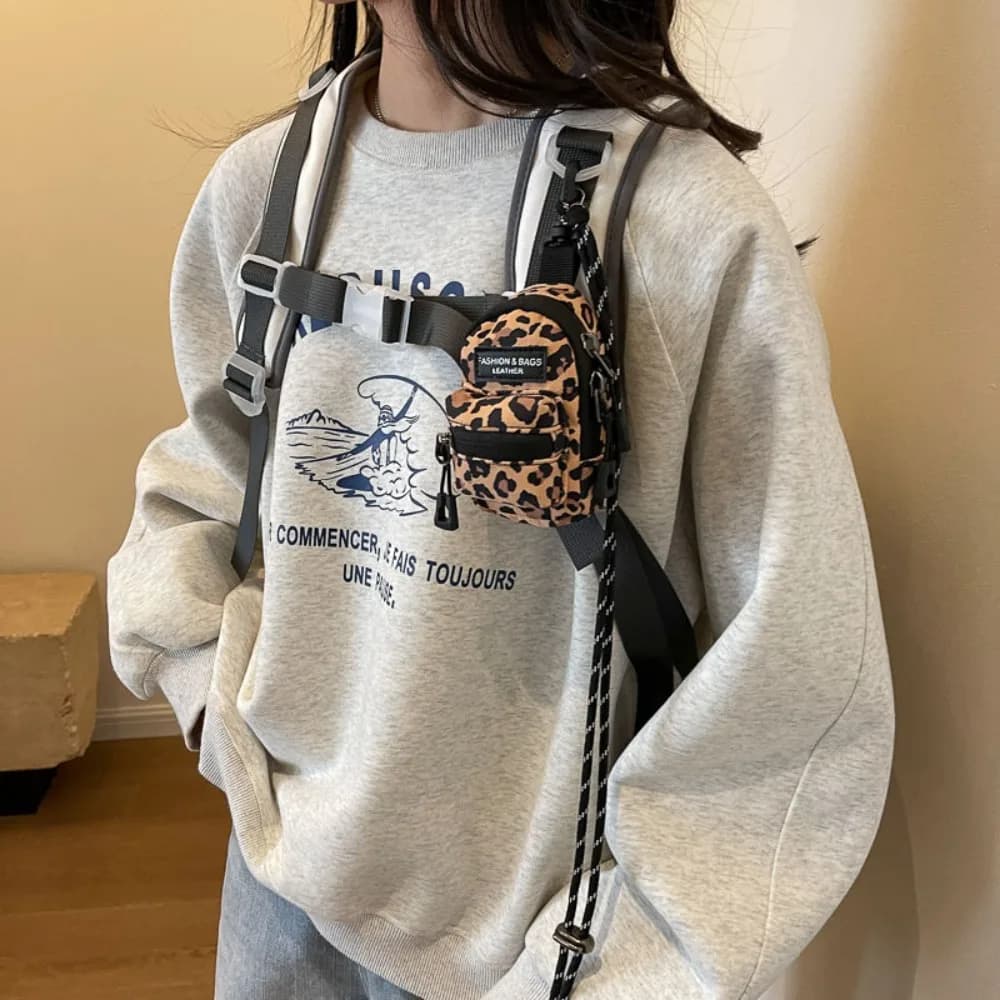 Mini Coin Purses Men Women Couples Crossbody Bag Portable Wallets Earphone Key Shoulder Bags Hip Hop Casual All-match Newest