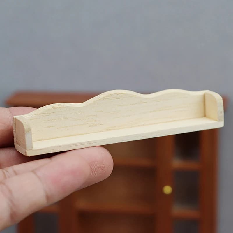 1:12 Scaffale da parete in miniatura per casa delle bambole Scaffale portaoggetti Scaffale sospeso Modello Mobili Decorazioni per la casa Accessori per bambole giocattolo
