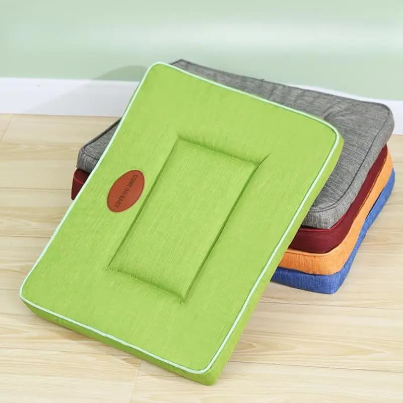 Cuscini per cani: Tappetini in memory foam poligonali a quadretti, termici, confortevoli, imbottiti, verdi, con cappuccio, antistress