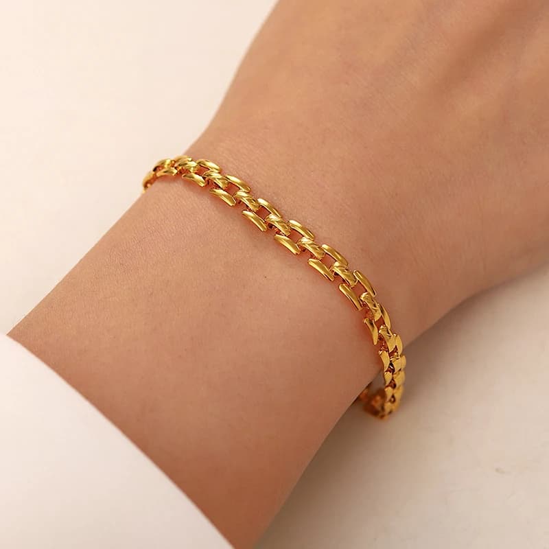 Bracciale a catena spessa in acciaio inossidabile per donna, placcato oro, braccialetti a catena metallica, cinturino impermeabile, gioielli.