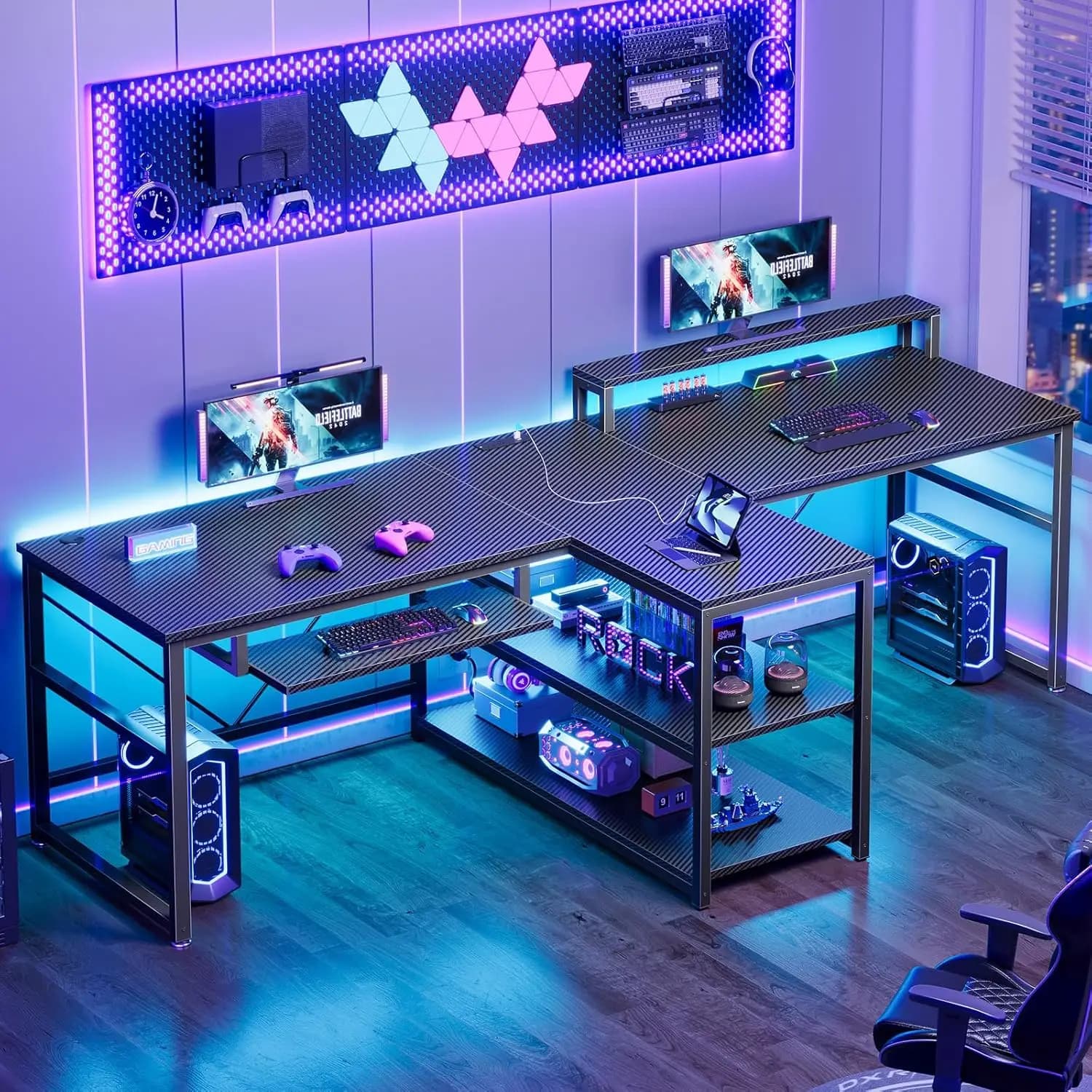 Scrivania da Gaming 94.5'' con Striscia LED, Vassoio per Tastiera, Supporto Monitor per Casa e Ufficio, Personalizzabile
