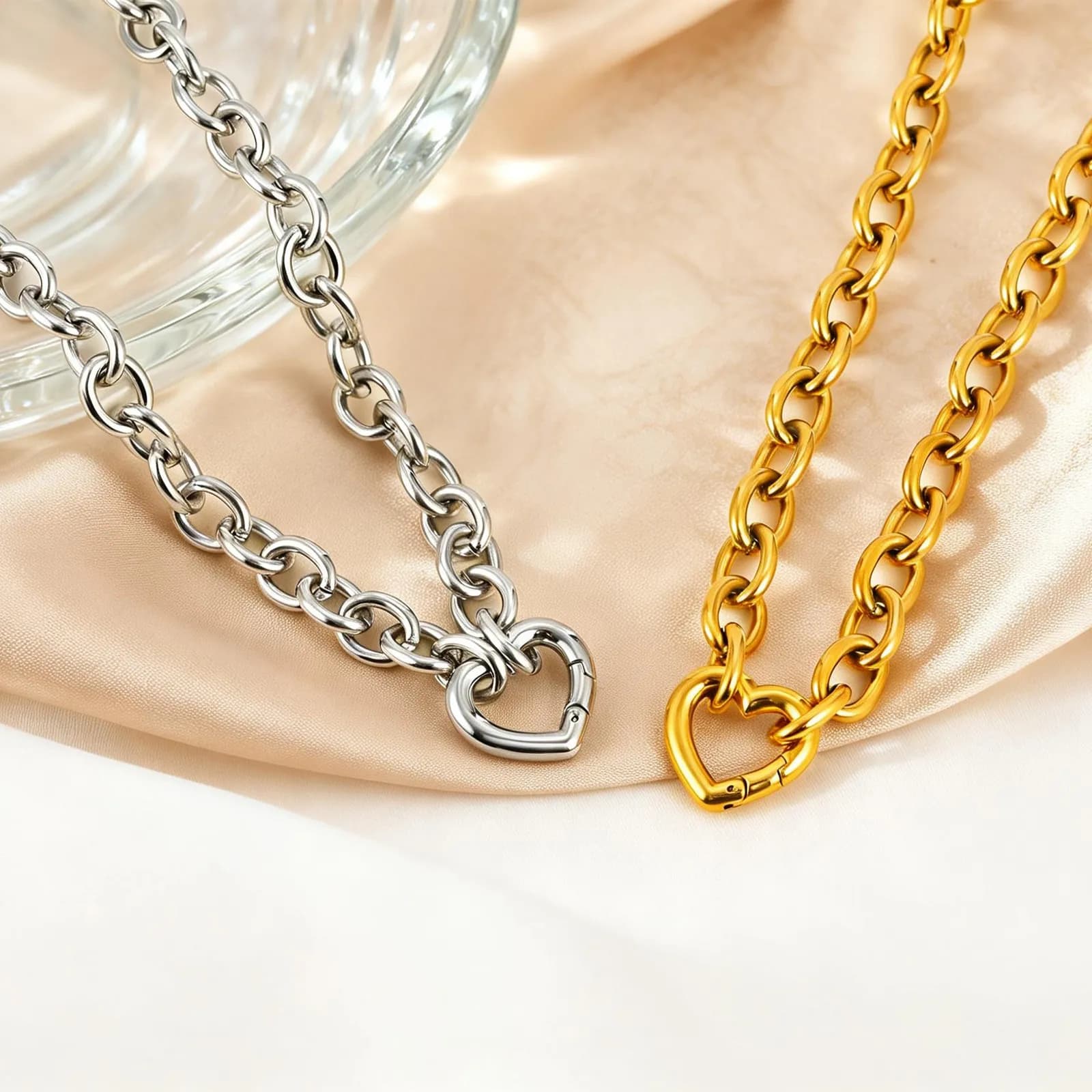 Collana Choker con Chiusura a Cuore in Acciaio Inossidabile per Donne e Uomini, Catena Chunky Stile Punk Hip Hop, Regalo di Gioielleria