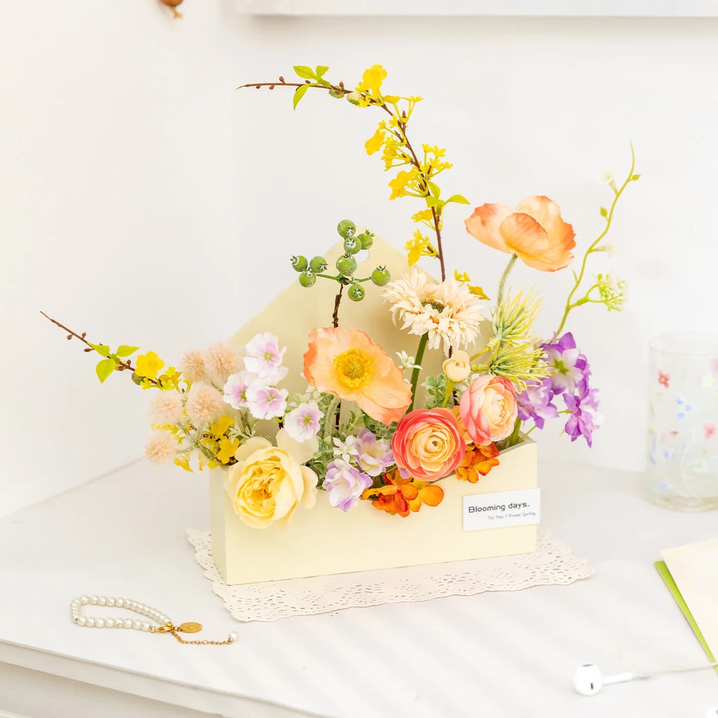 Decorazione Romantica con Fiori Artificiali, Ornamento Vegetale Finto, Scatola per Fiori a Forma di Busta, Decorazione per Casa, Tavolo, Pareti, Matrimoni, Regalo per Donne
