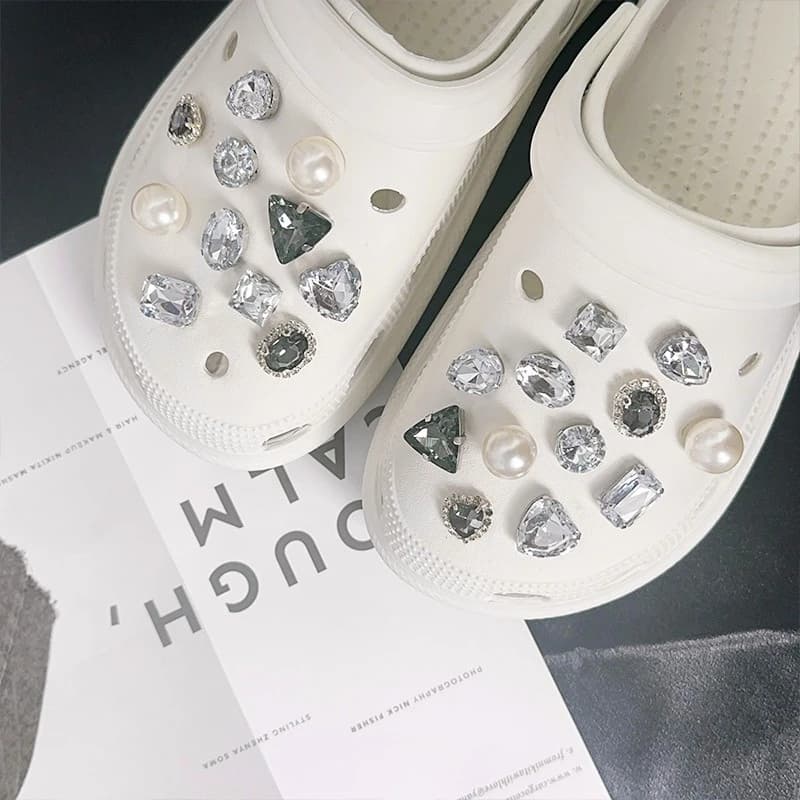 Mixed Shape Rhinestone Shoe Charms Pearl Crystal Clog Shoes Decorations DIY Accessories for Garden Sandals Women Girls Gifts