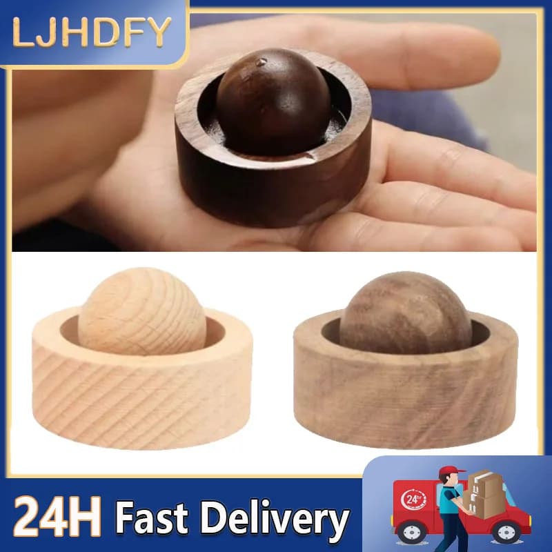 Car Air Fresheners Car Essential Oil Diffuser Made of Wood Mini Cute Natural Fragrance Diffuser