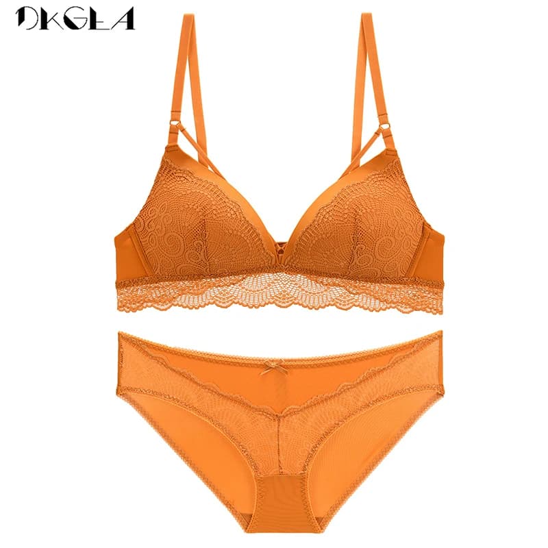 Set reggiseno a coppa a triangolo Set reggiseno da donna sottile sexy senza cuciture Set di lingerie da donna senza ferretto Biancheria intima di pizzo con ricamo moda fasciatura