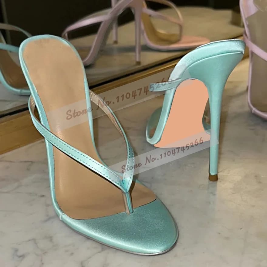 Ciabatte con tacco alto in raso verde chiaro con punta a clip Tacchi a spillo Pantofole moderne esterne Infradito slip-on Scarpe eleganti estive Rosa