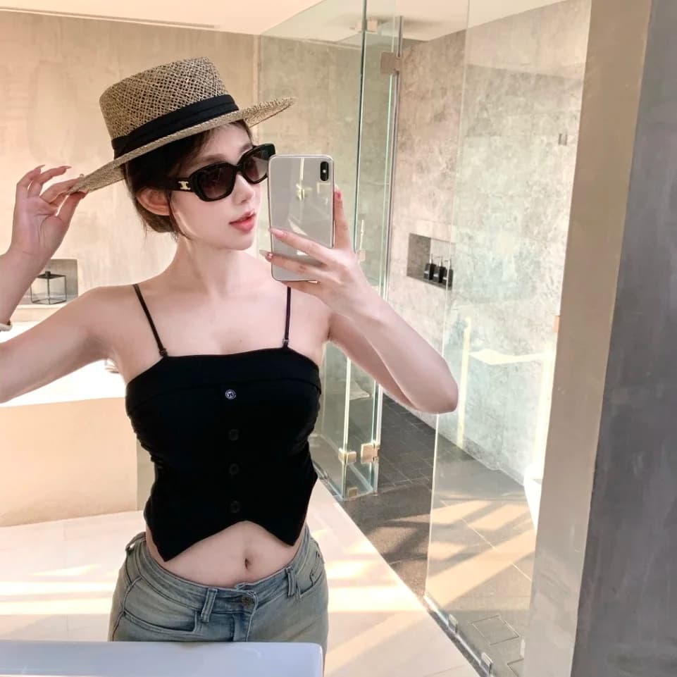 Summer New Sweet Style Button Splice Pleated Slimming Strap Vest Fixed Belt Chest Pad Versatile Top Women's Fashion Cotton Blend