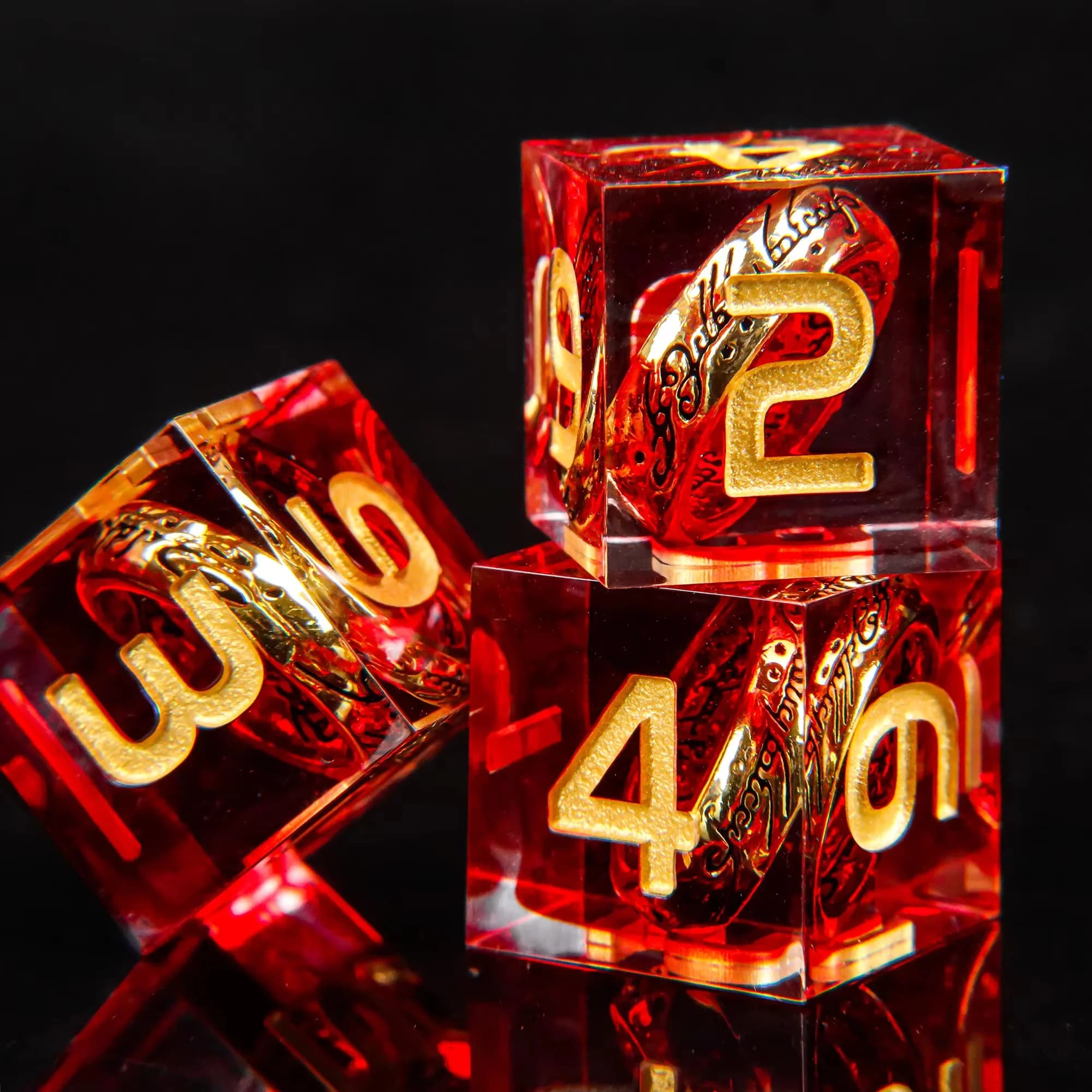 Set di dadi DND Magic Lord Rings, set di dadi D&D affilati in resina da 7 pezzi con anelli dorati, per giochi da tavolo RPG Dungeons & Dragons