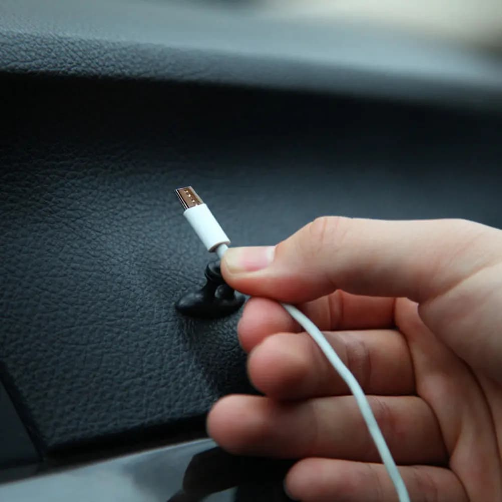 16 Pezzi Clip per Cavi Auto Neri Autoadesivi, Organizzatori per Cavi, Clip per Gestione Cavi per Ricarica USB e Cuffie