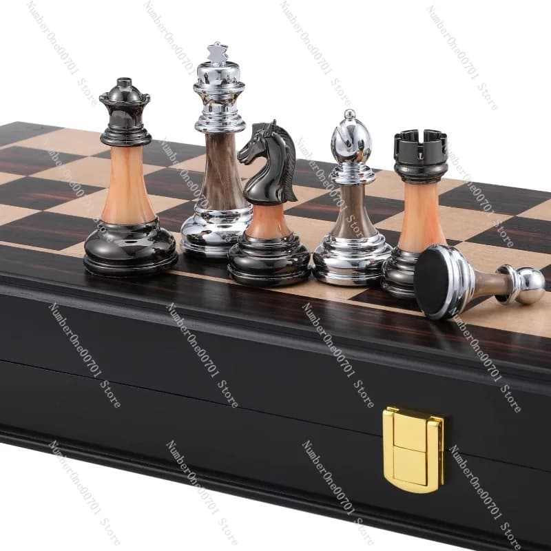 Set di Scacchi King Tall con Pezzi in Metallo Anodizzato Argento e Nero da 3,5 Pollici, Scacchiera in Legno con Scatola, Set di Scacchi Tripla Pesatura