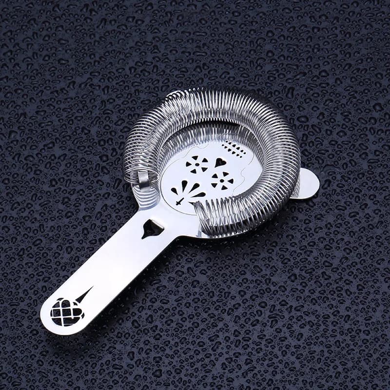Stainless Steel Cocktail Shaker Skull Ice Filter Retro Binaural Stirring Cup Ice Separator Bartend Strainer