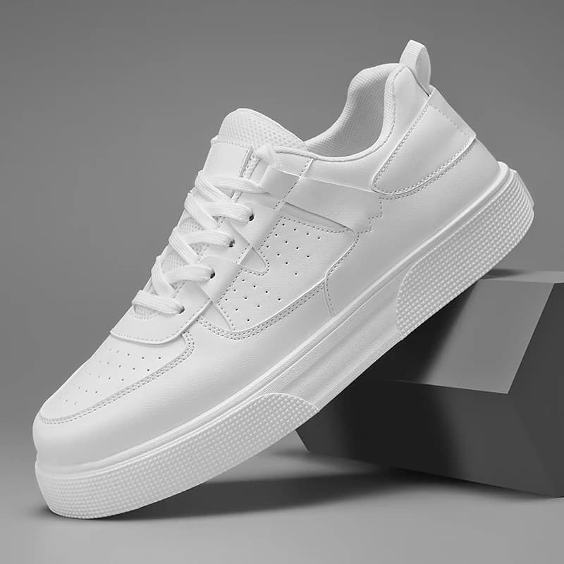 Low-top men's versatile casual sneakers, comfortable and trendy thick-soled outdoor running and skateboarding shoes