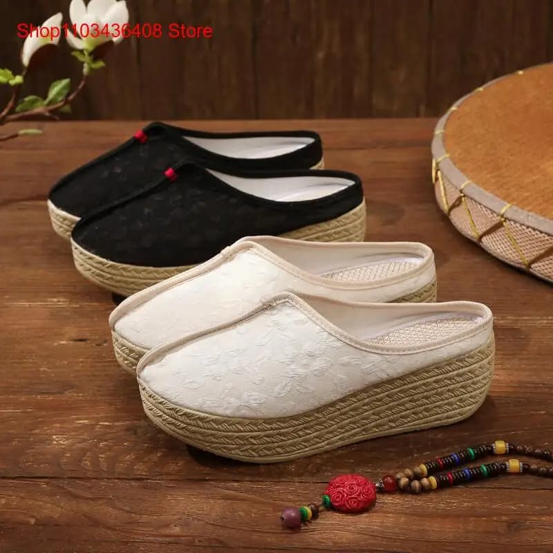 New Style Slippers, Lightweight Thick-Soled Ethnic Style Women's National Fashion Ethnic Style Versatile Cloth Shoes
