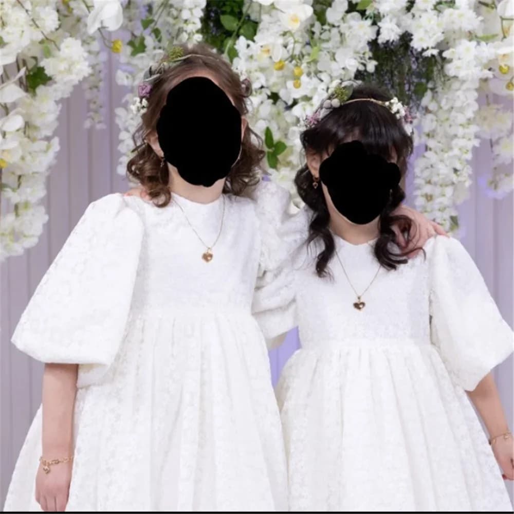 Eleganti abiti da comunione in pizzo bianco latte Abito da ragazza di fiori soffice per abiti da ballo da sposa Abiti da ballo di compleanno per piccola principessa