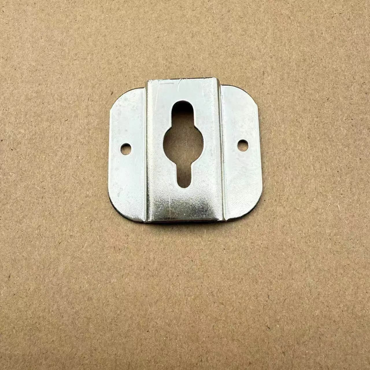 2 pz. Piastre di installazione e fissaggio per macchine da maglieria Brother, per la gamma completa di macchine da maglieria domestiche, utensili da tavolo e pinze