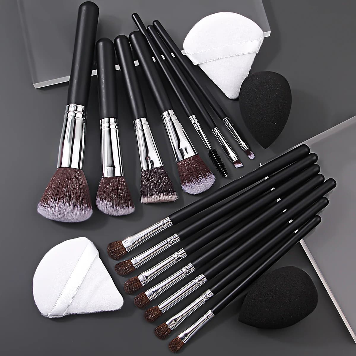 18pcs Professional Makeup Brushes Tools Set Make Up Brush Tools Kits for Eyeshadow Eyeliner Cosmetics Brushes Maquiagem