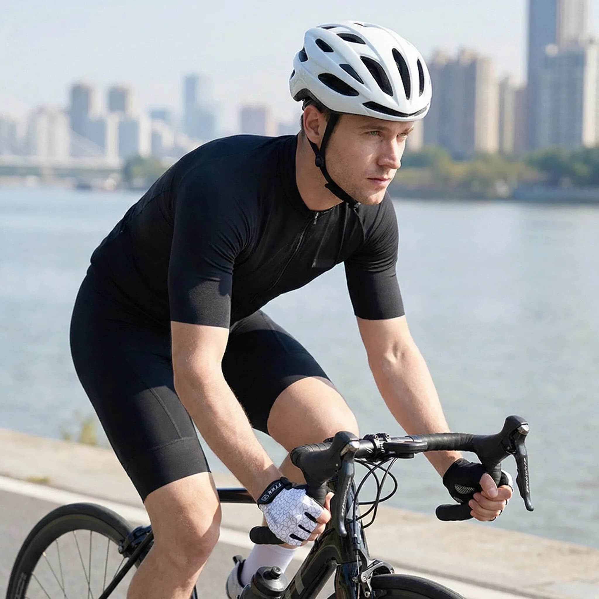 Guanti da ciclismo a mezze dita, antiscivolo, con assorbimento degli urti, traspiranti, per uomo e donna, per MTB, bici da strada, palestra, fitness, allenamento