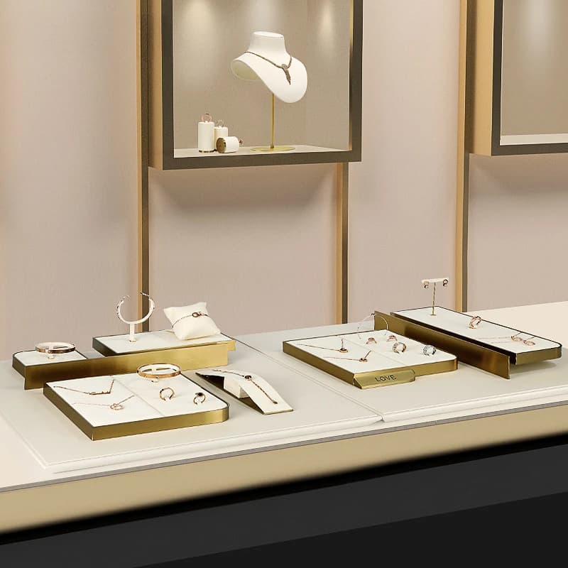 Oggetti di scena per esposizione di gioielli Espositore per gioielli con cornice in metallo, collana, braccialetto, anello, espositore per gioielli da banco di lusso leggero