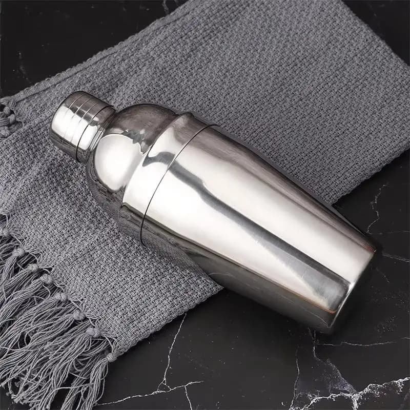 1Pcs Wine Martini Shaker Stainless Steel Cocktail Shaker For Bartender Drink Party Bar Tools 250ML/350ML/550ML/750ML Mix
