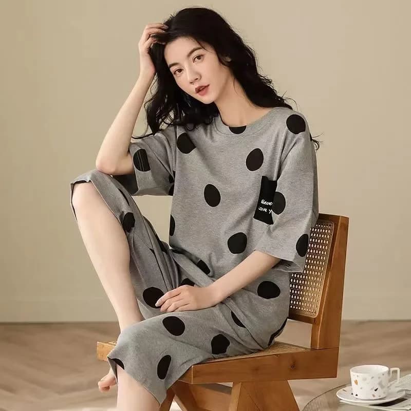 Women Summer Pajamas Lady Girl Printed Short-Sleeve Capri Pant Homewear Cute Sweet Style Two-Piece Set Female Students Casual