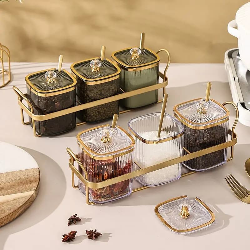 Set di barattoli di spezie trasparenti con motivo verticale placcato oro di lusso Set di barattoli di sale da cucina per la casa Scatola di immagazzinaggio di spezie per peperoncino Bottiglia di immagazzinaggio di cereali