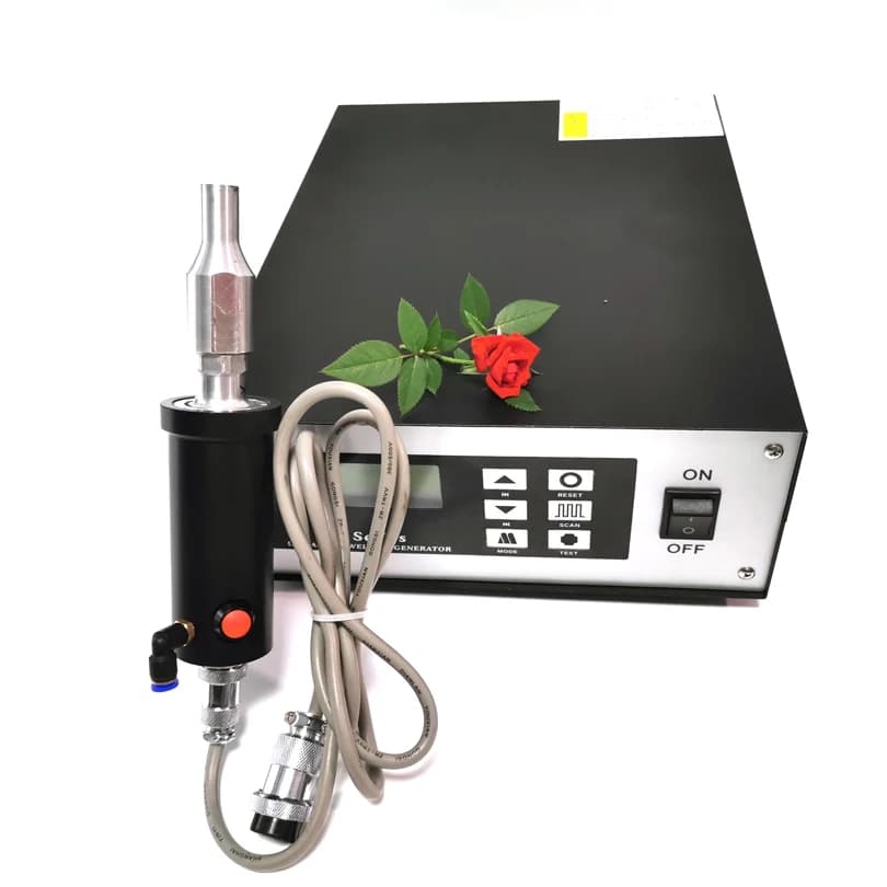 Saldatrice ad ultrasuoni per maschera facciale 35Khz 800W
