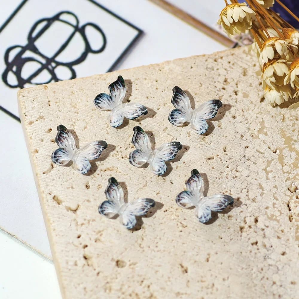 Hisenlee 9X10MM Mini Resina La Forma Della Farfalla 3D Pendenti E Ciondoli Per Unghie Per Donna Unghie artistiche Decorazioni Microlandschaft 30 Pz/borsa