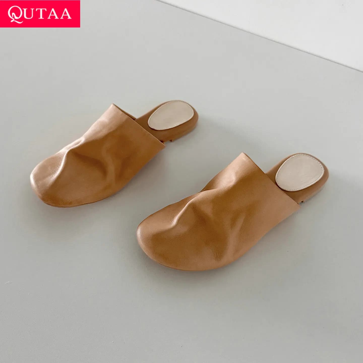 QUTAA 2026 Scarpe Basse da Donna alla Moda con Cinturino Posteriore, Mules Estive in Pelle Bovina, Comode Scarpe Casual con Punta Rotonda, Eleganti da Donna, Taglie 34-40