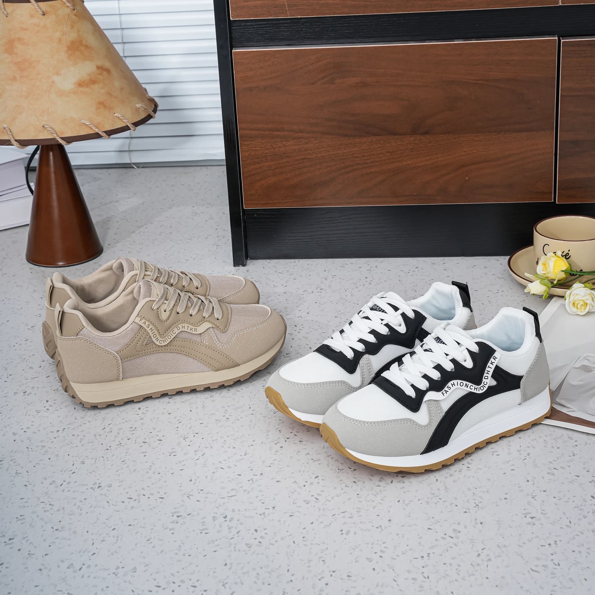 New fashionable versatile shoes, suitable for outdoor sports, leisure, running, hiking and climbing for women.