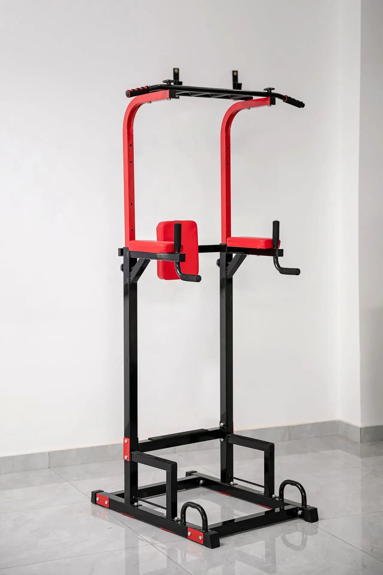 Feeding tower dive rack with thick steel traction bar for domestic use recently