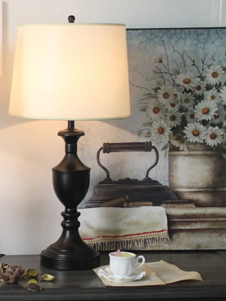 Lampada da Tavolo in Tessuto Creativa Americana Nera per Camera da Letto, Comodino, Studio, Soggiorno, Decorazione Domestica, Lampada da Scrivania in Ferro per Sala Espositiva