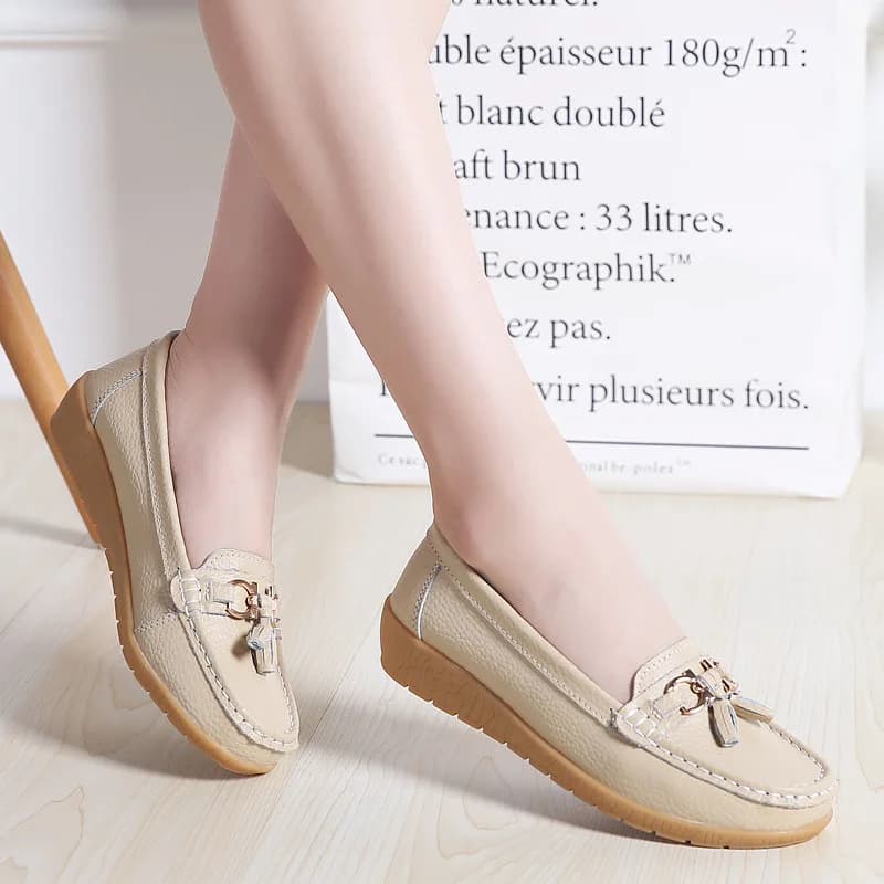 Lady Soft Sole Non-slip Thick-soled Work Shoes Spring Autumn Women Large-size Wedge Loafers Adult Slip-on Mom Shoes Casual Shoes