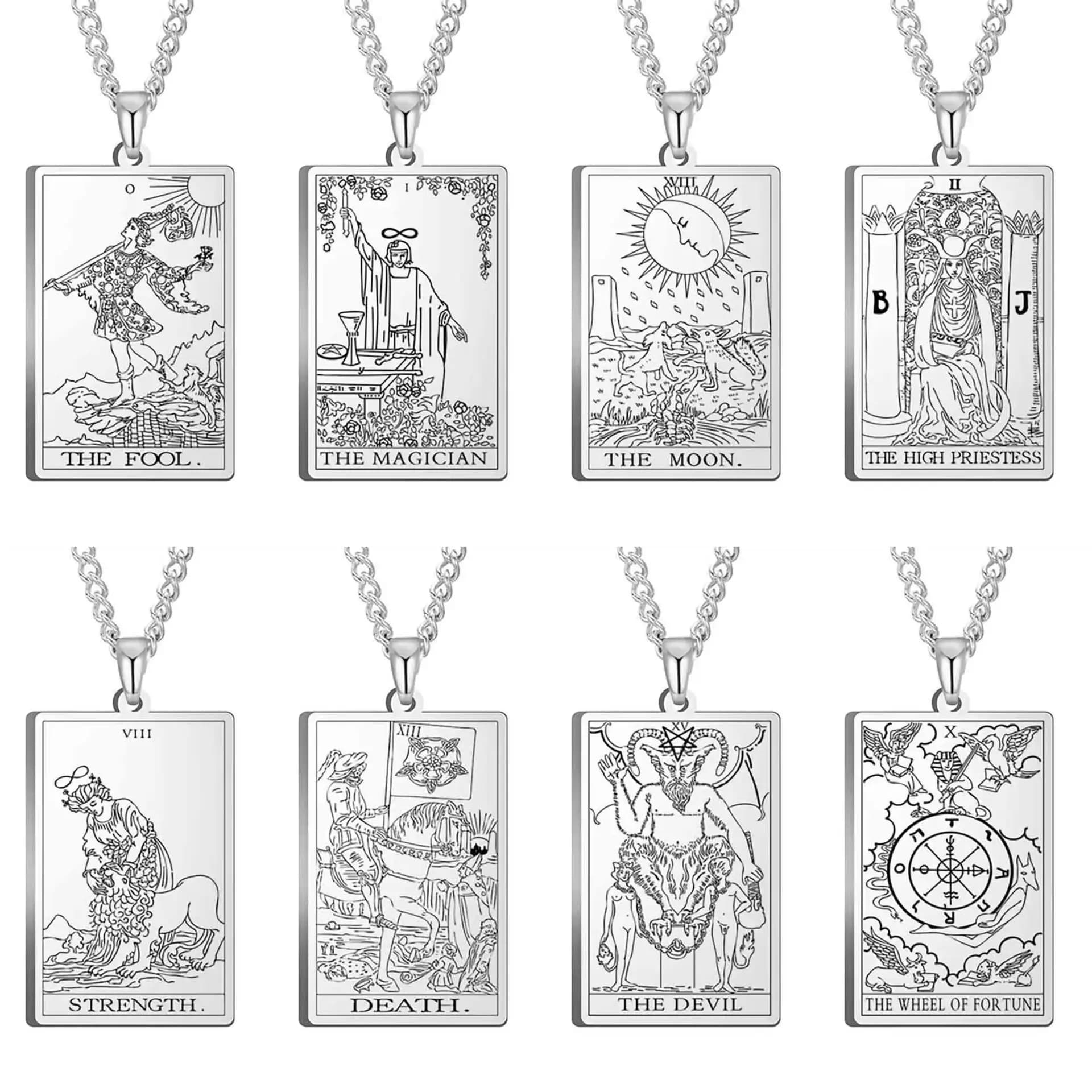 Nuove carte dei Tarocchi alla moda in stile quadrato - stelle, lune, sole - collana per coppie, con ciondolo in stile militare, catena per maglione