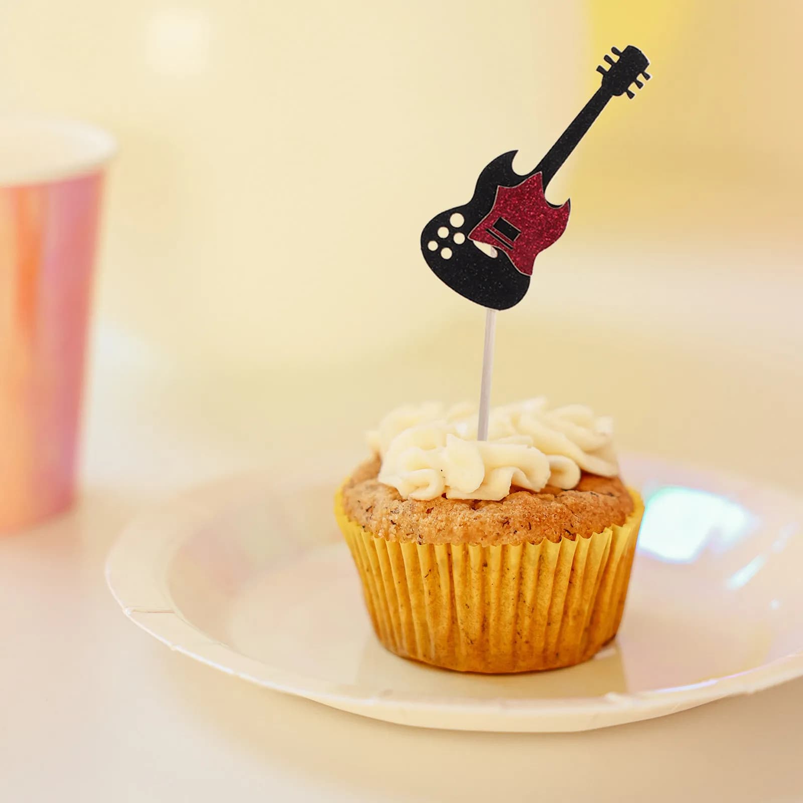 24 Pezzi Decorazioni per Torte a Tema Musicale, Topper per Cupcake a Forma di Disco in Vinile e Chitarra, Decorazioni per Dessert per Feste di Compleanno Rock and Roll