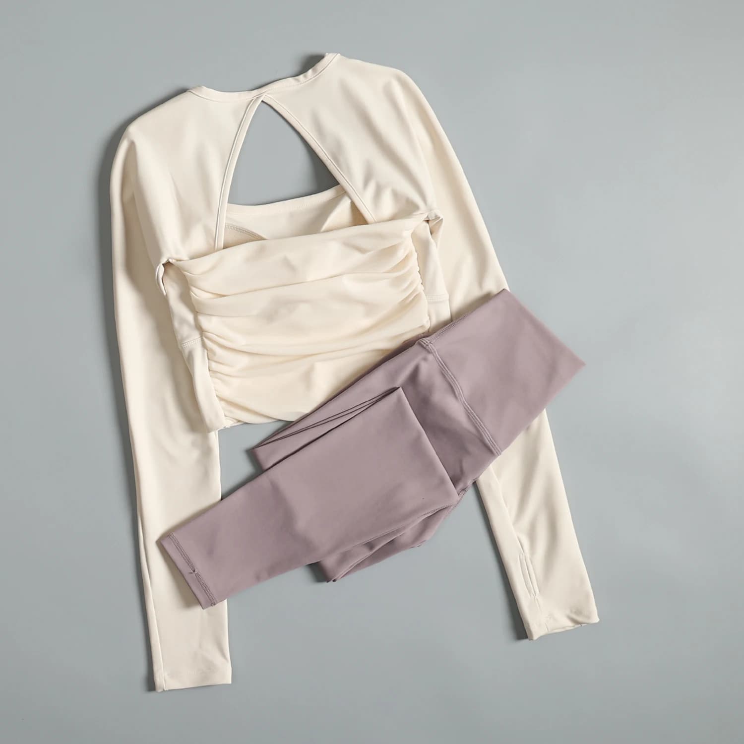 Training set for women's race in autumn and winter sexy beautiful fitness belt for yoga on the back with padding on the chest long sleeves