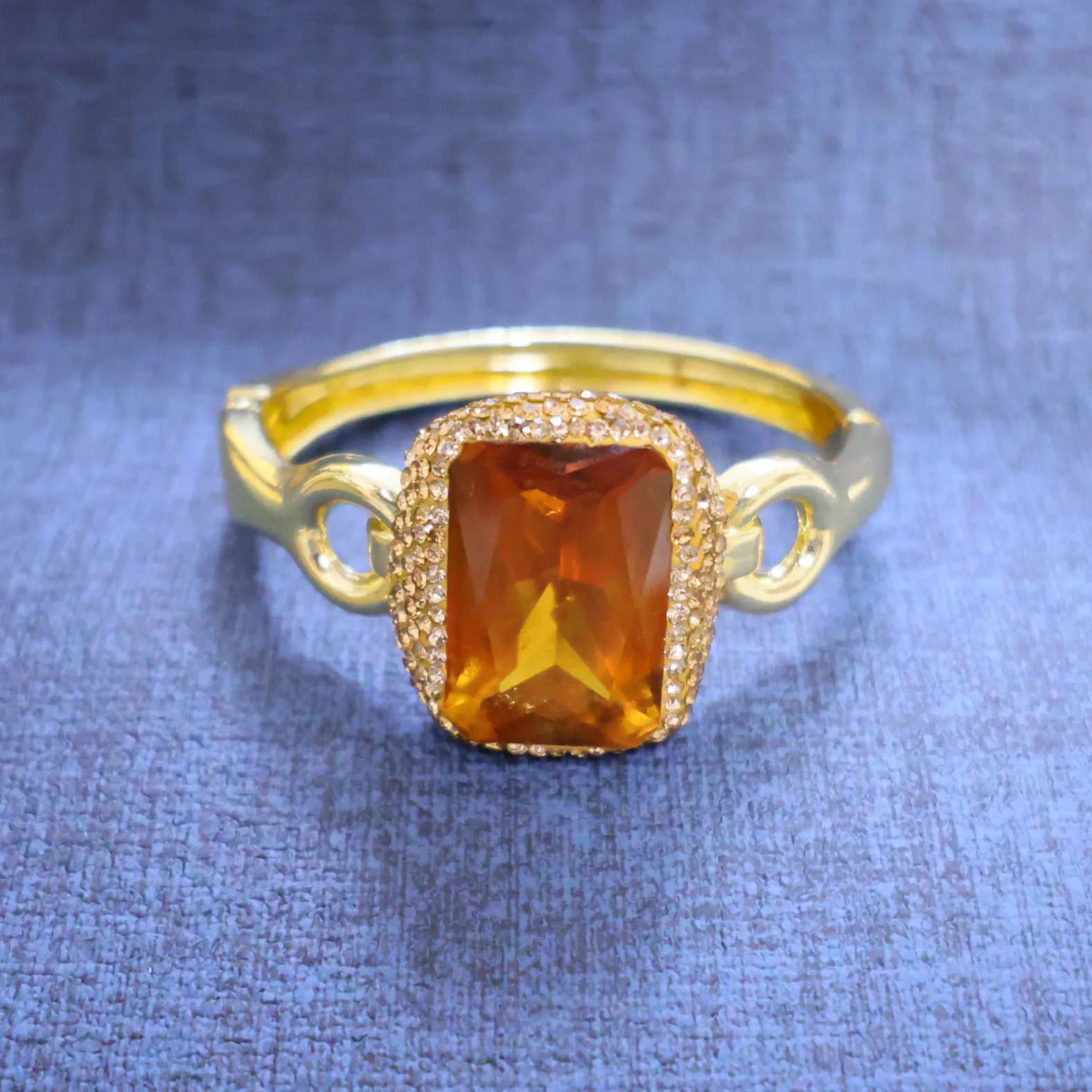 Bracciale turco con pietre sultanite e diamanti cechi, bracciale con pietre grezze intarsiate sensibili alla luce, vendita all'ingrosso transfrontaliera
