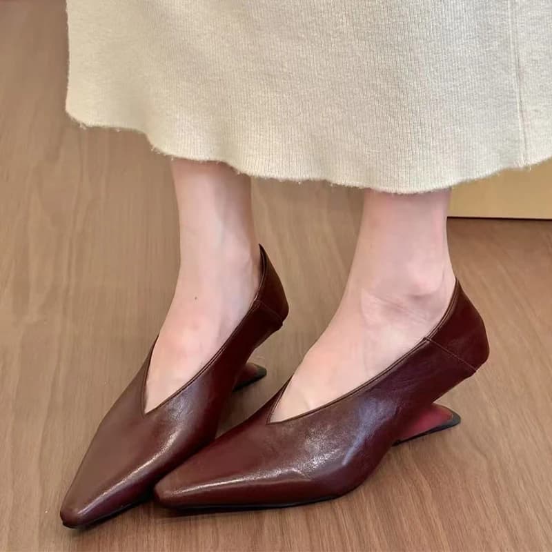 Women's Moccasins with Pointed Toe Shoes with Wedge Leather Shoes 2026 Spring Designer High heels Elegant shoes Comfort Walking Office Zapatos