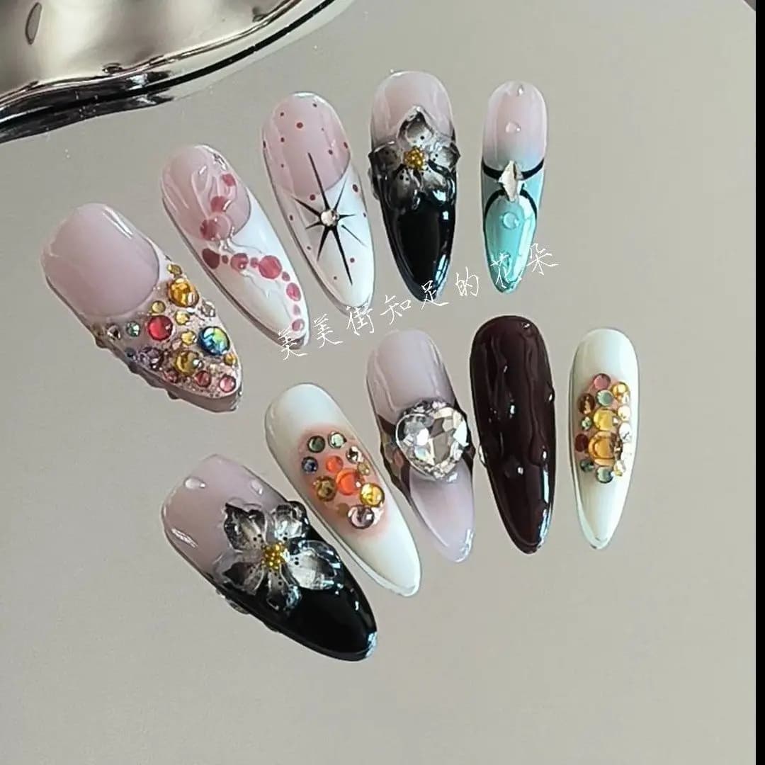 Nuovo fiore Spice Girl in rilievo per nail art fatto a mano, ornamento per unghie avanzato rimovibile fatto a mano puro