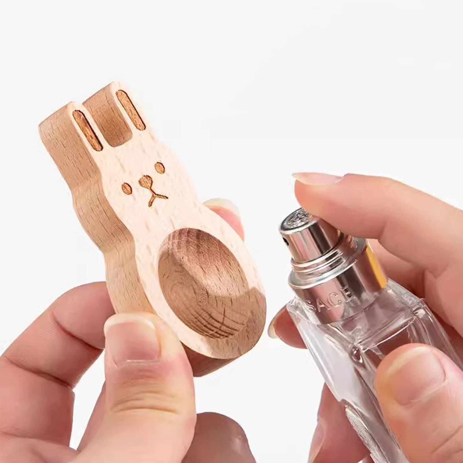 Diffusore in legno di faggio a forma di orso/coniglio da 1 pezzo - Aromaterapia con oli essenziali in legno massello naturale per casa e auto