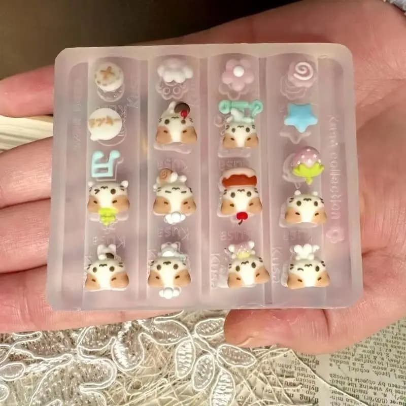 Stampi in Silicone 3D a Rilievo a Forma di Gatto Cartone Animato per Nail Art, Decorazioni Trasparenti Fai-da-te per Manicure, Strumento Facile per la Creazione di Nail Art