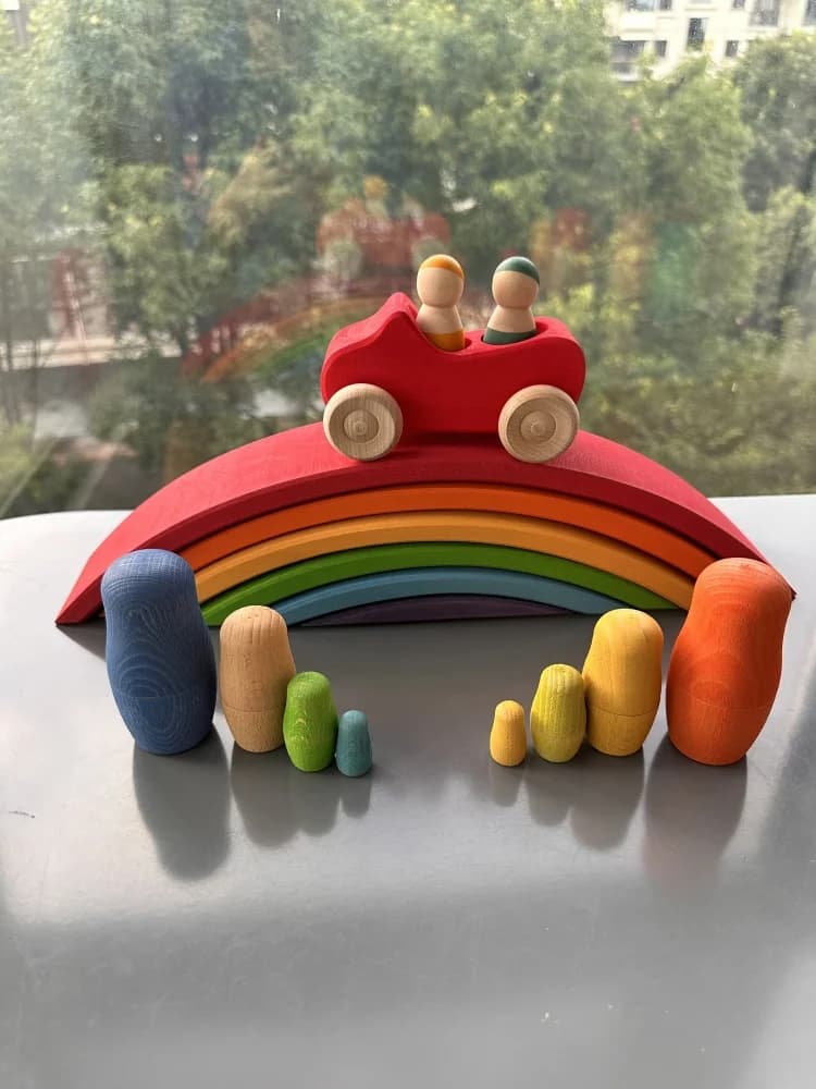 Giocattoli Montessori in legno Arcobaleno Ponte impilabile Macchine Matrioska Bambole Alberi forestali per bambini Blocchi educativi Gioca