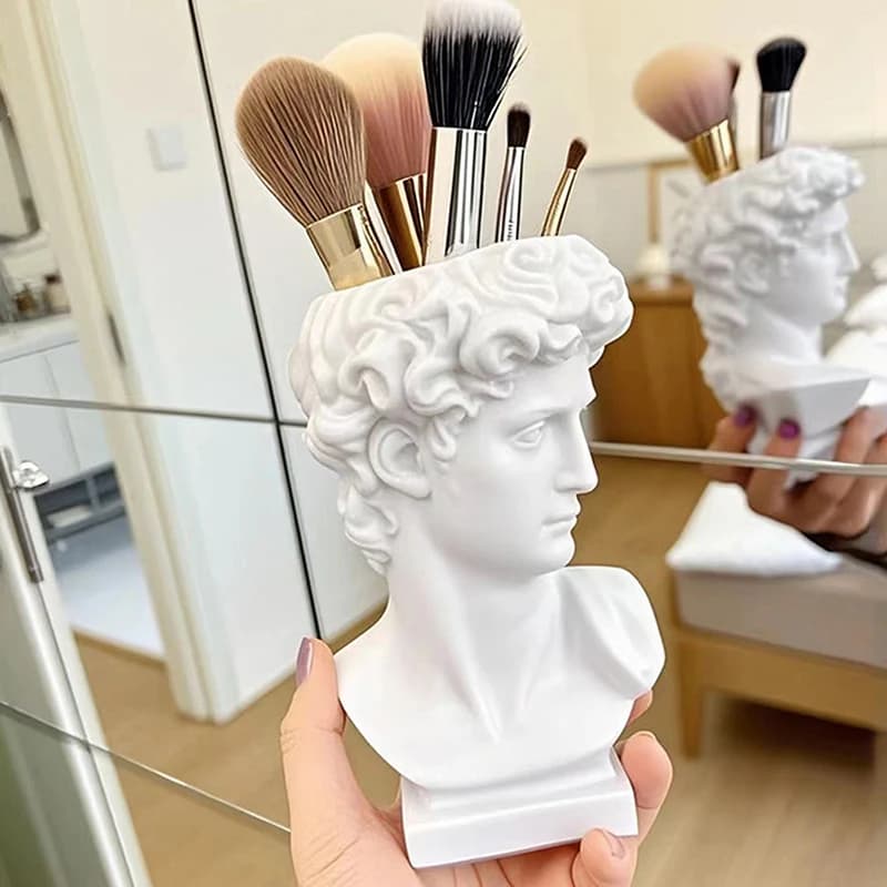 Home Make-up Brush Organizer David Creative Statue Brush Shape Storage Box For Table Ornaments