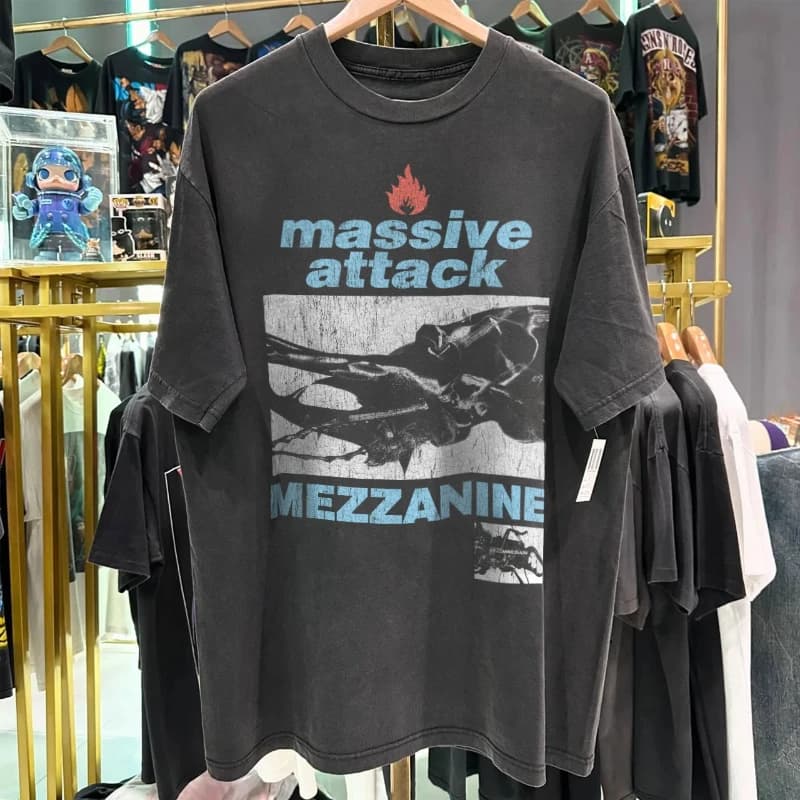 1998 Massive Attack Mezzanine Euro Tour Faded T-Shirt Black S-4XL Vtg Shirt Graphic 2026 Summer New Women's